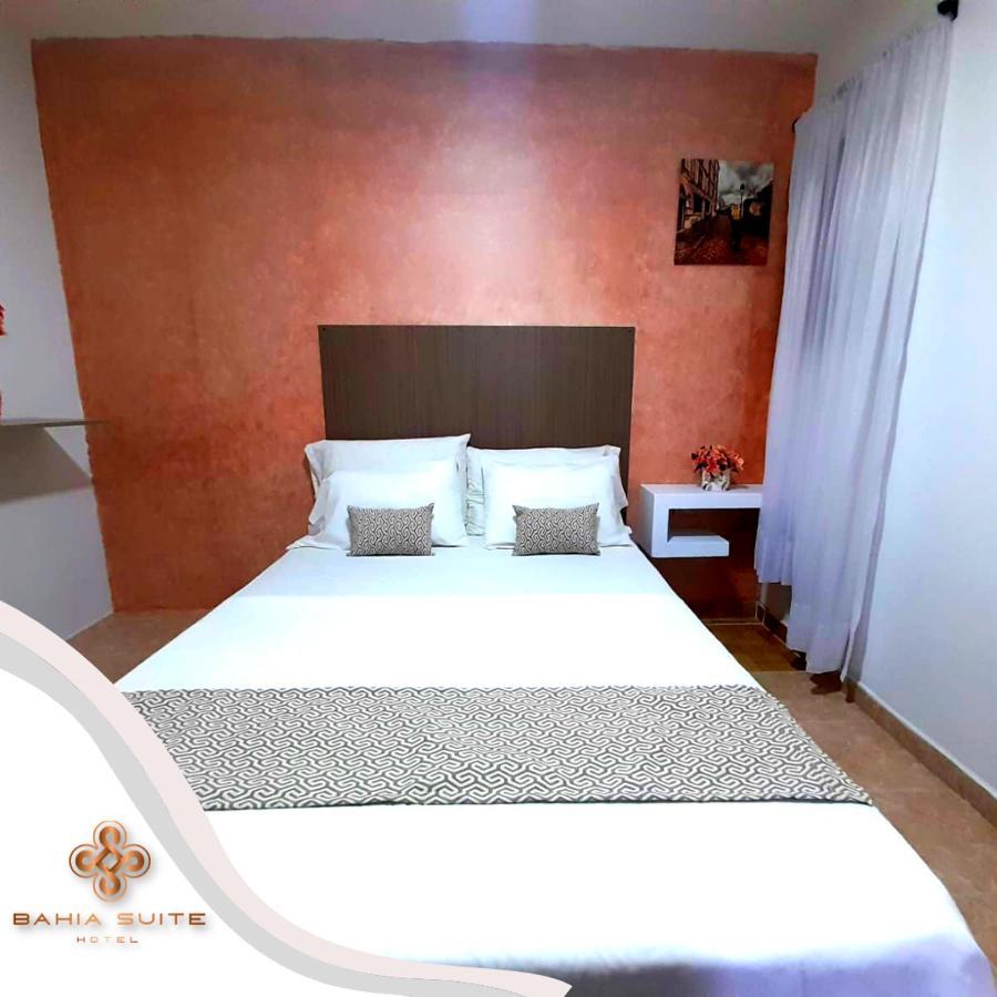 Hotel Bahia Suite Санта Марта Екстериор снимка