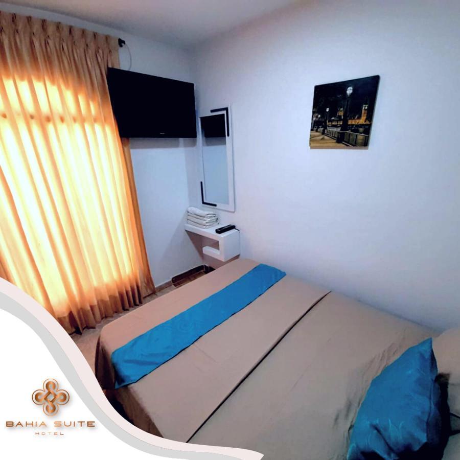 Hotel Bahia Suite Санта Марта Екстериор снимка