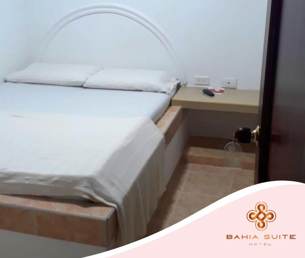Hotel Bahia Suite Санта Марта Екстериор снимка