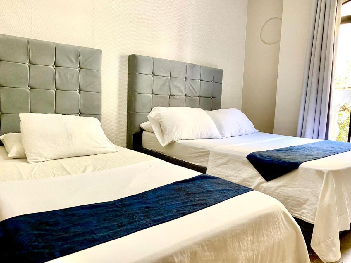 Hotel Bahia Suite Санта Марта Екстериор снимка
