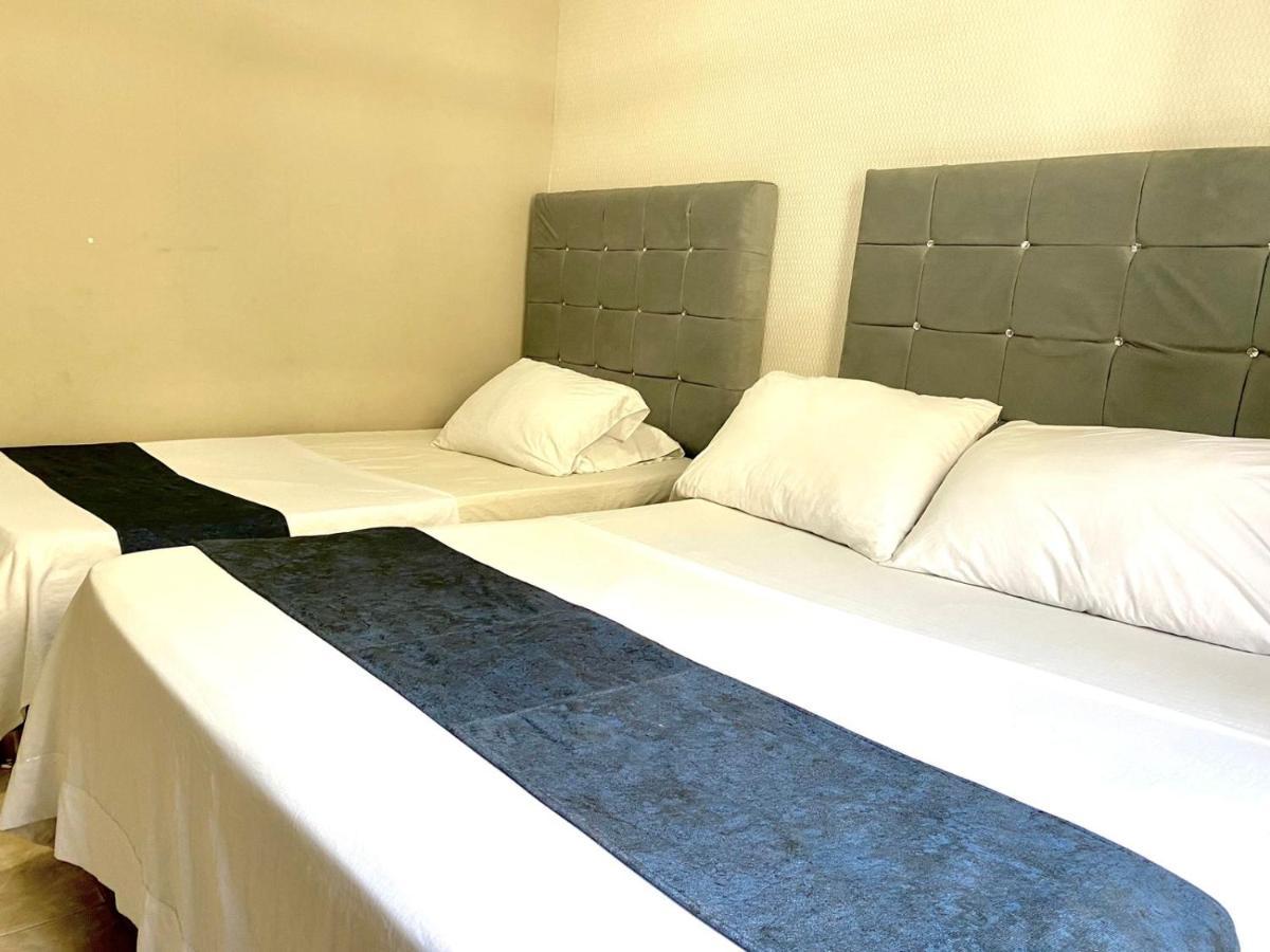 Hotel Bahia Suite Санта Марта Екстериор снимка