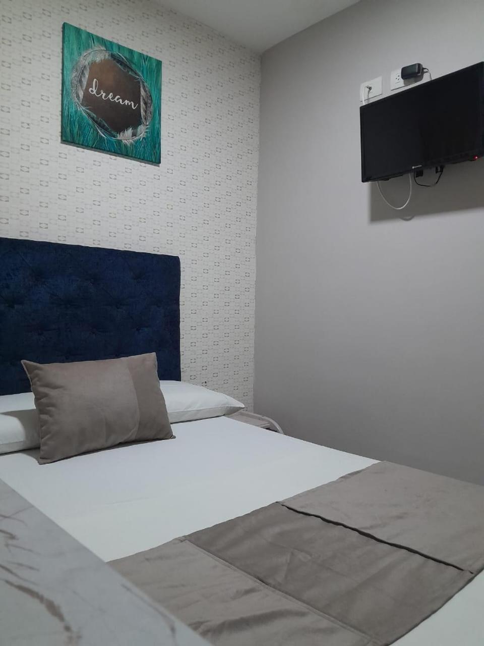Hotel Bahia Suite Санта Марта Екстериор снимка