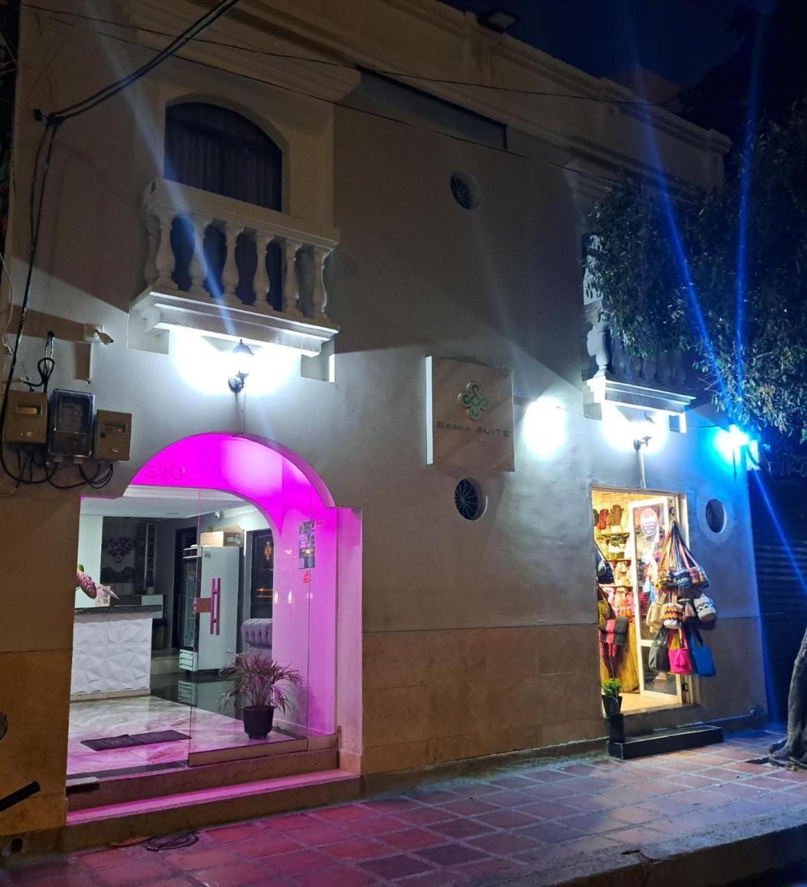 Hotel Bahia Suite Санта Марта Екстериор снимка